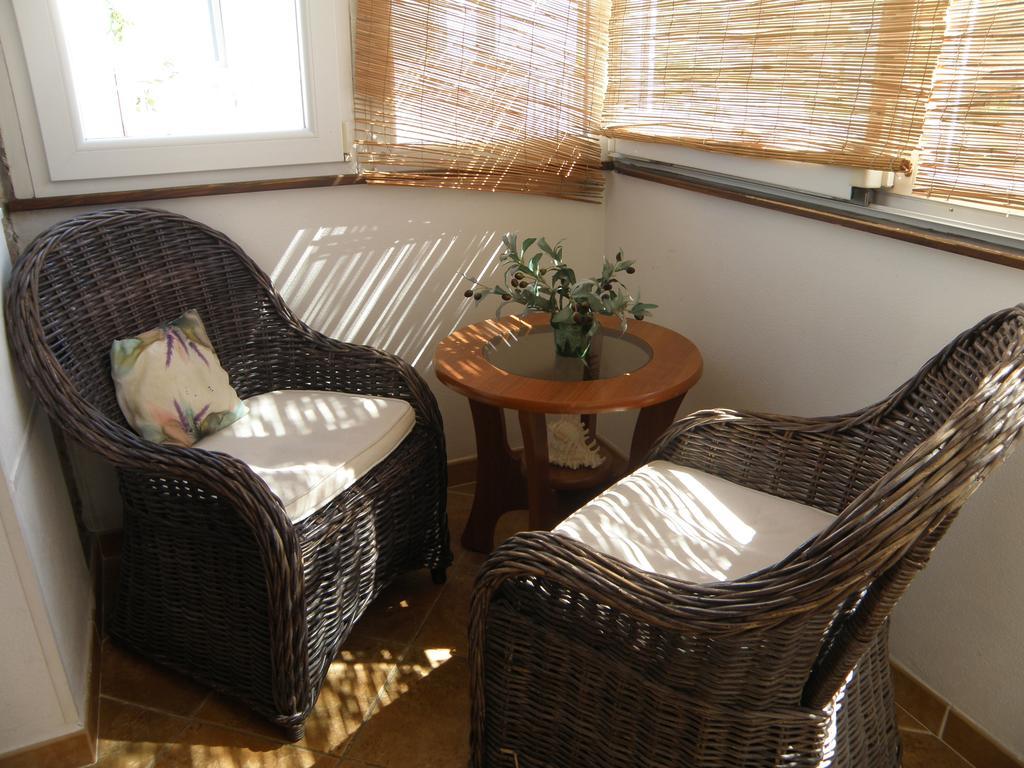 Apartment Amalija Primošten Екстериор снимка