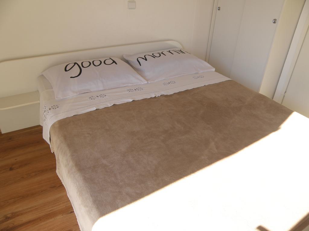 Apartment Amalija Primošten Екстериор снимка