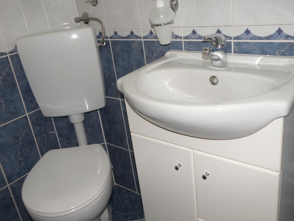 Apartment Amalija Primošten Екстериор снимка